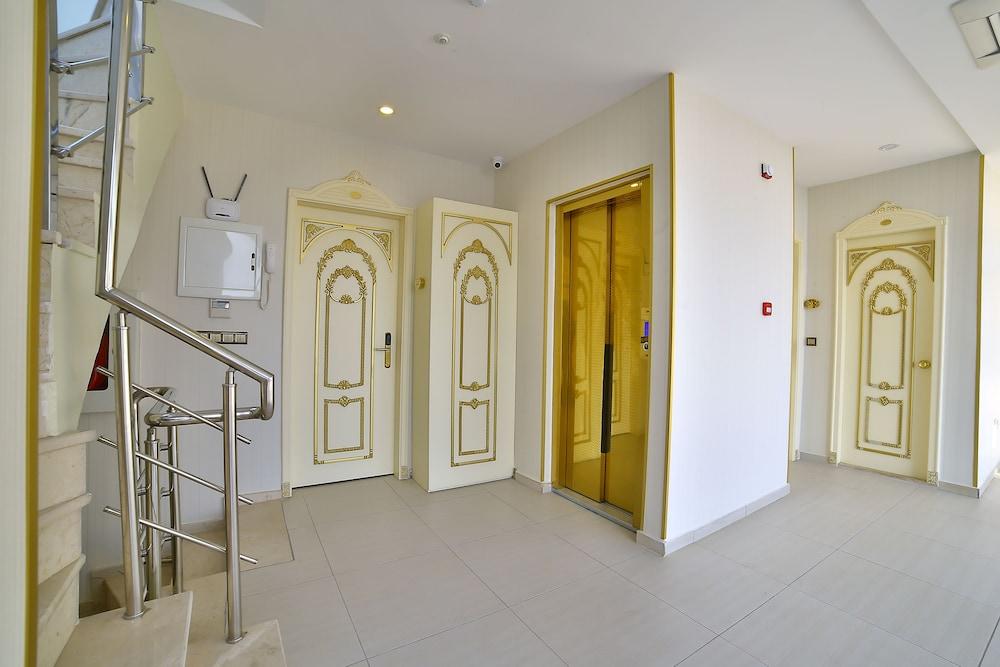 Nayla Palace Hotel Istanboel Buitenkant foto