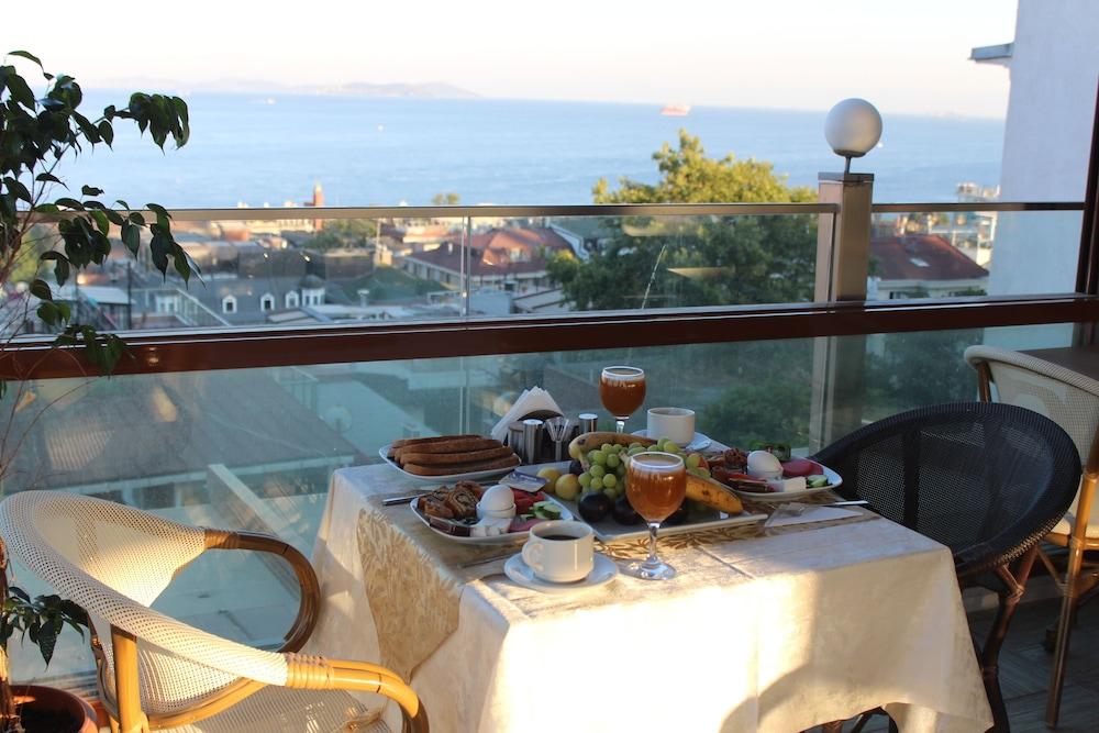 Nayla Palace Hotel Istanboel Buitenkant foto